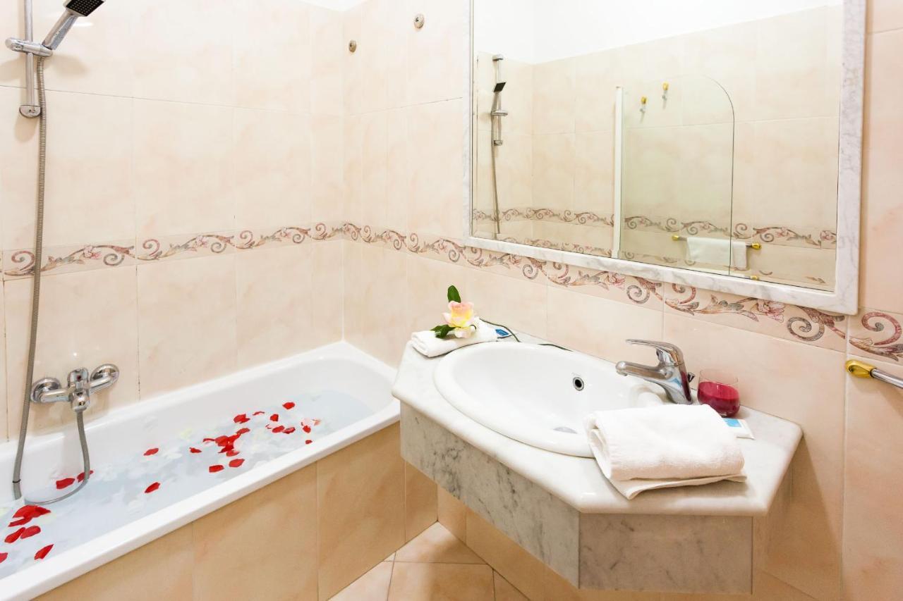 Hotel Suite Caesar Rom Exterior foto