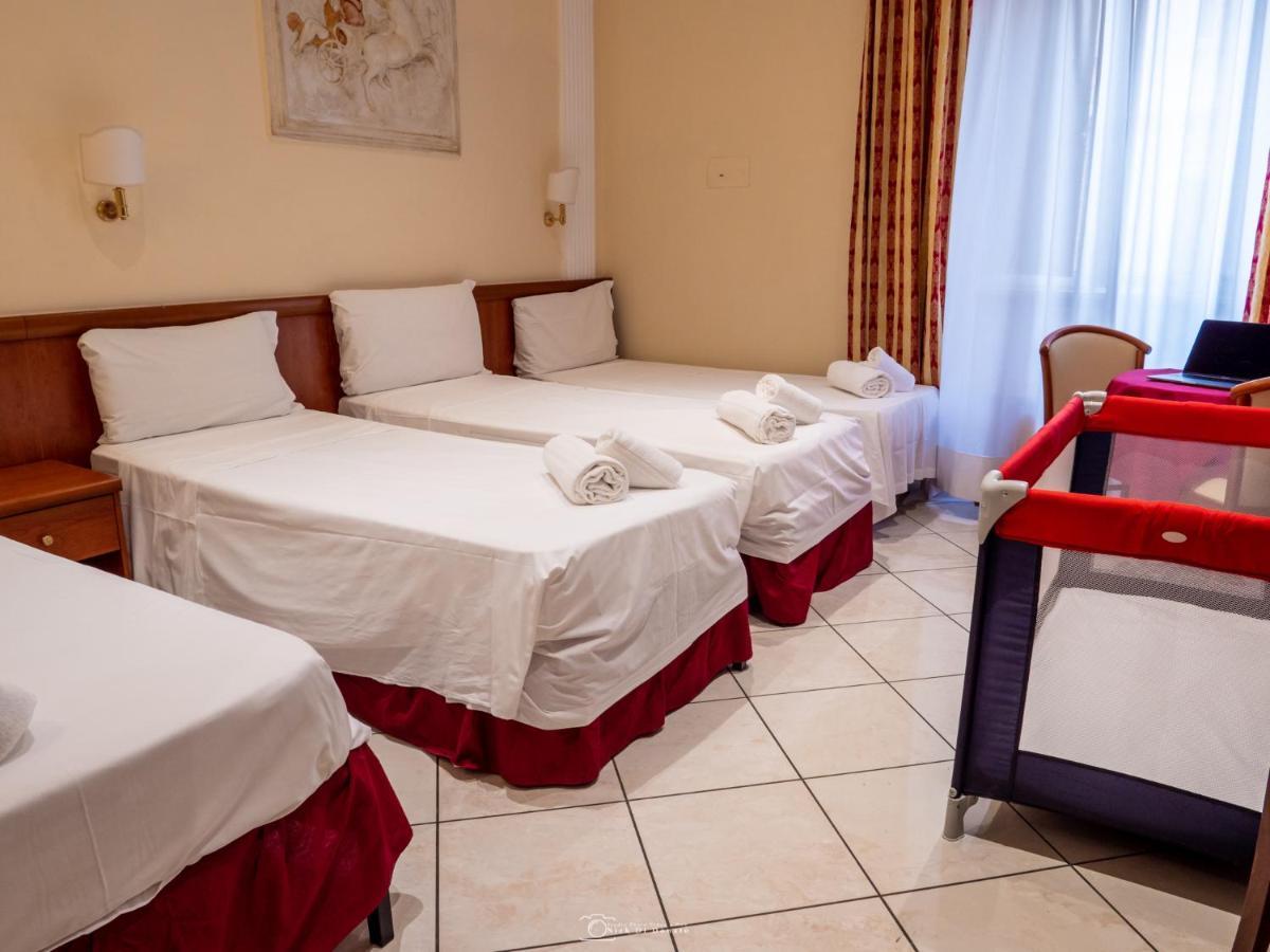 Hotel Suite Caesar Rom Exterior foto