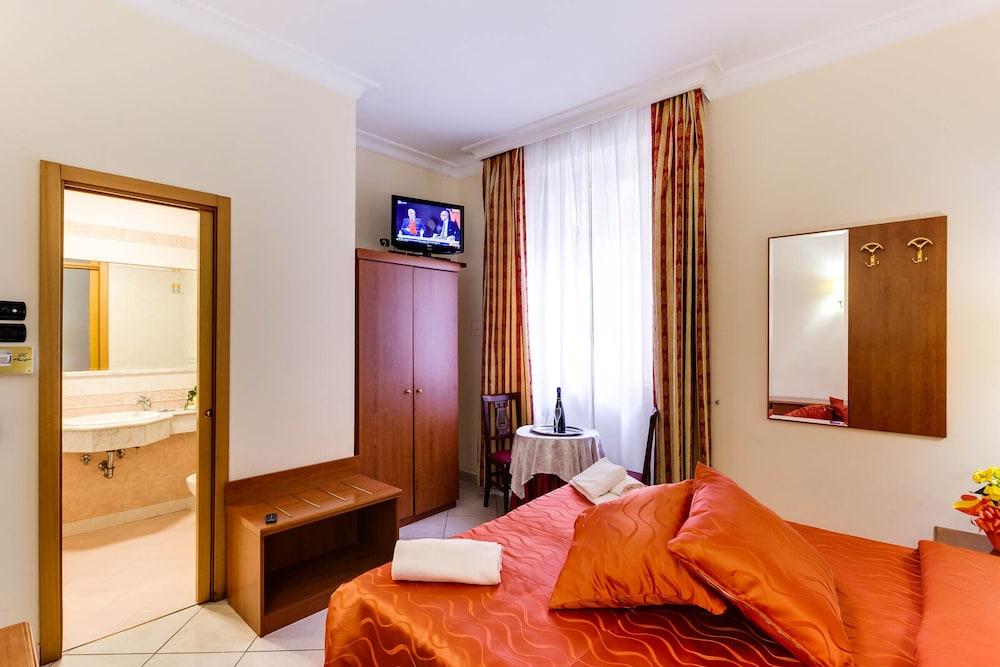 Hotel Suite Caesar Rom Exterior foto